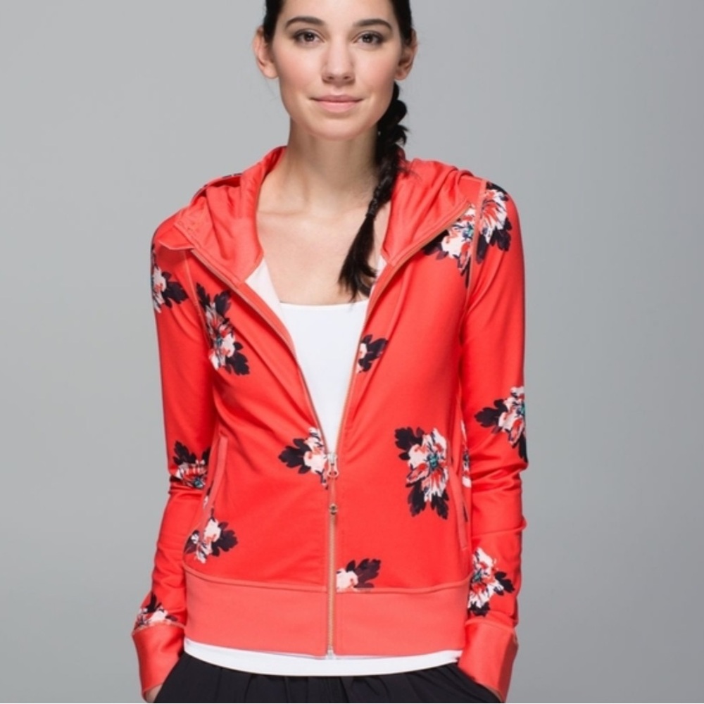 Lululemon 🌺 Namaskar Hoodie sz 4